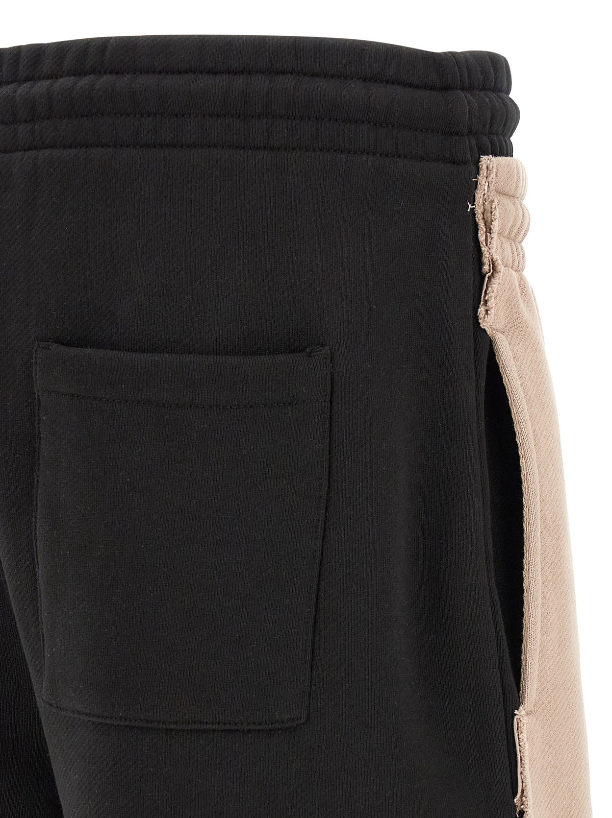 Off White - 'Spices Arrow Overlap Skate' bermuda shorts