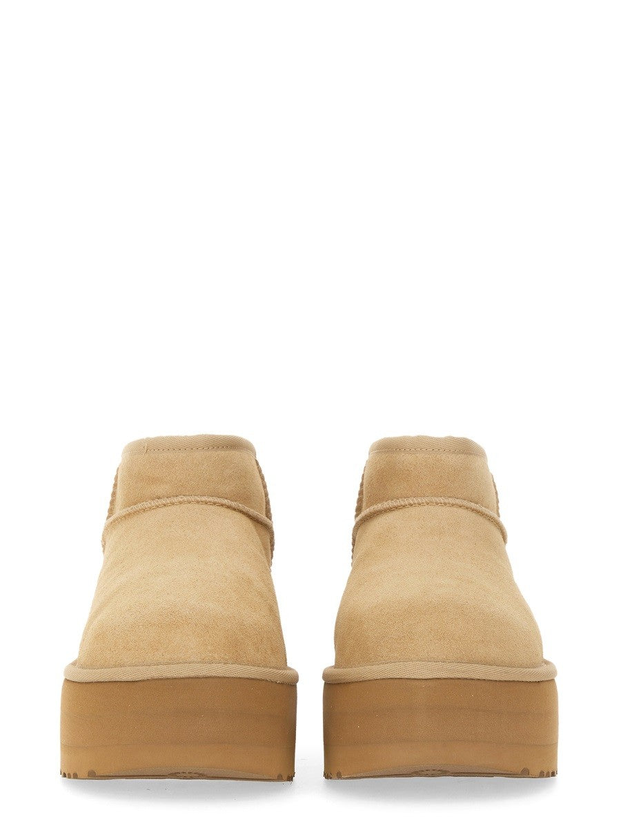 Ugg - STIVALE CLASSIC ULTRA MINI CON PLATEAU