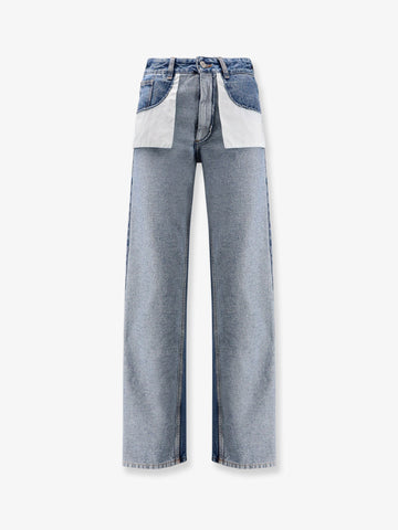 Straight leg jeans with reverse pockets