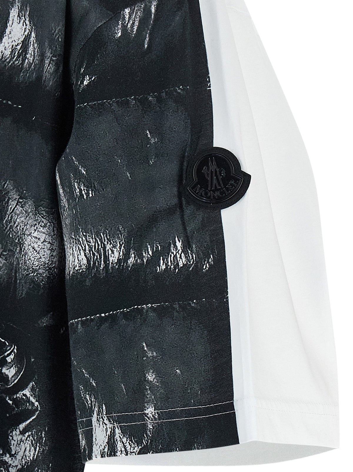 MONCLER GENIUS - T-shirt Moncler x A$AP Rocky t-shirt-moncler-x-aap-rocky_512eac39-d73c-4ae3-8746-d34b08d315c7
