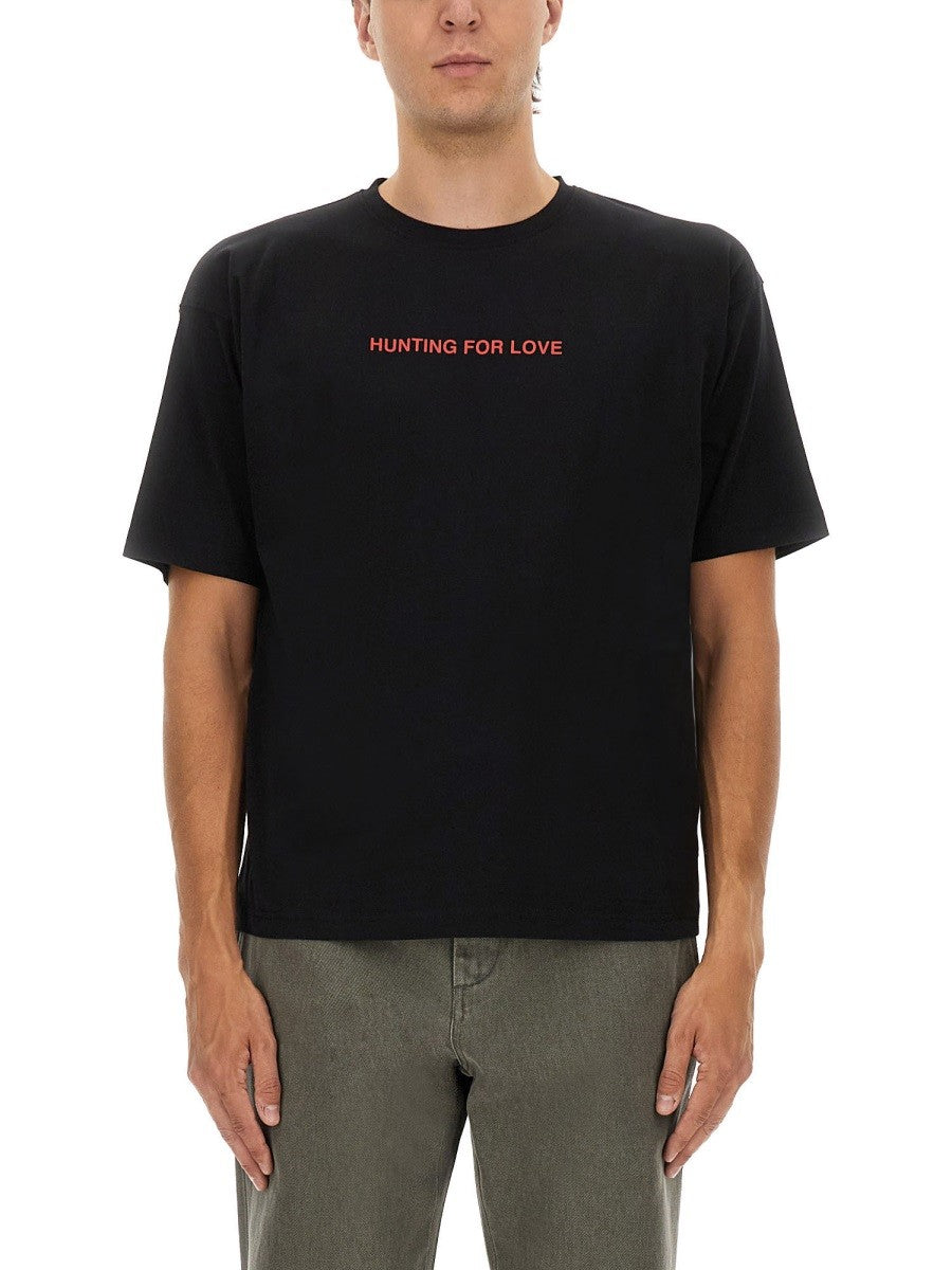 ASPESI ASPESI - T-SHIRT WITH "HUNTING FOR LOVE" PRINT
