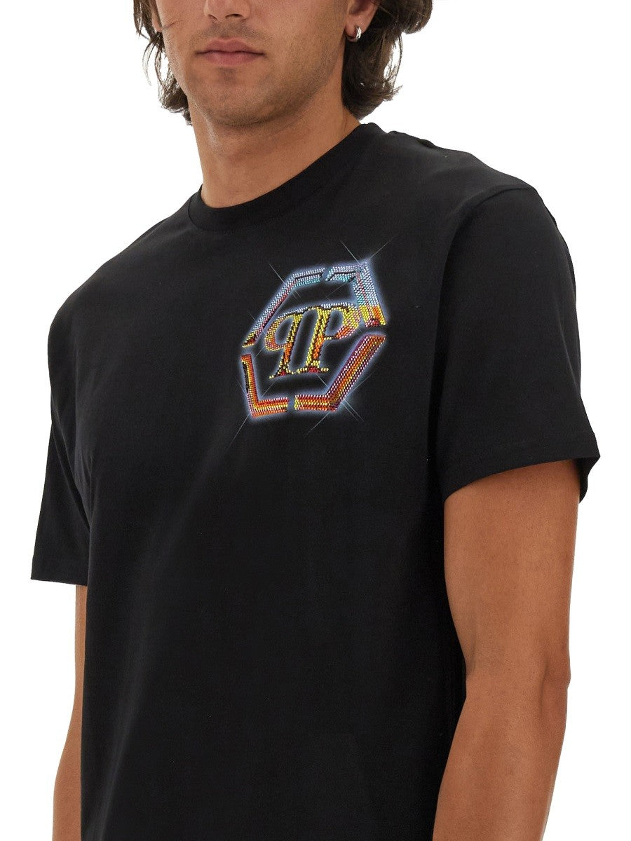 T-SHIRT WITH LOGO