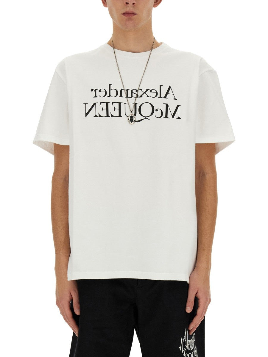Alexander McQueen Logo T-Shirt – White t-shirt-with-logo_59bb364d-2d06-47ac-9688-f0eee6d25e67