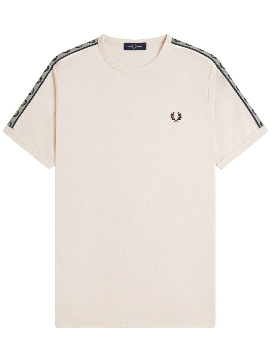 T-SHIRT WITH LOGO t-shirt-with-logo_97086528-226c-4e92-a322-0225f48dd3f4