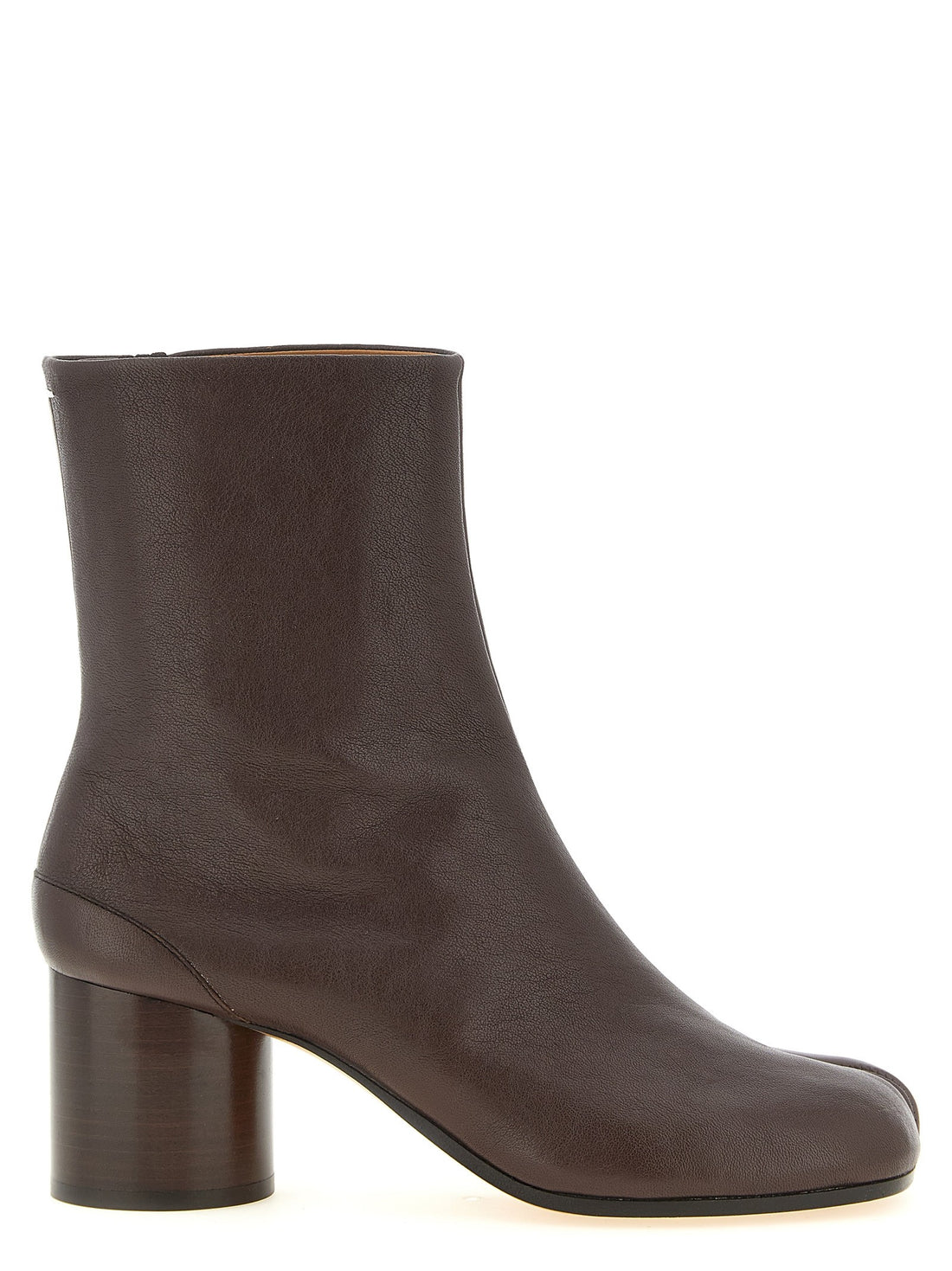 Maison Margiela - 'Tabi' ankle boots tabi-ankle-boots_02cbdc92-4a40-47dc-ba5b-c97c79e3a43d
