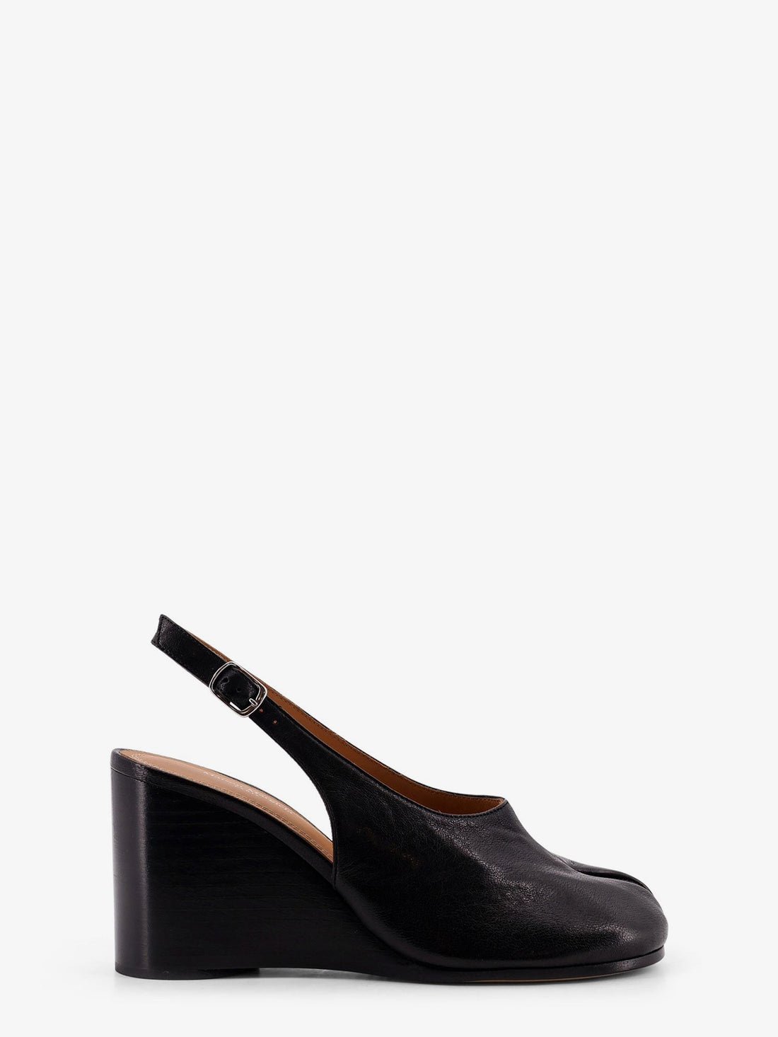 Tabi leather pumps tabi-leather-pumps_7bc15ac9-4ddd-4a94-adba-2f6ae948723f