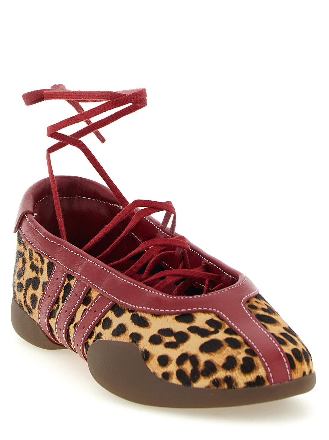 'Taekwondo Mei' ballet flats