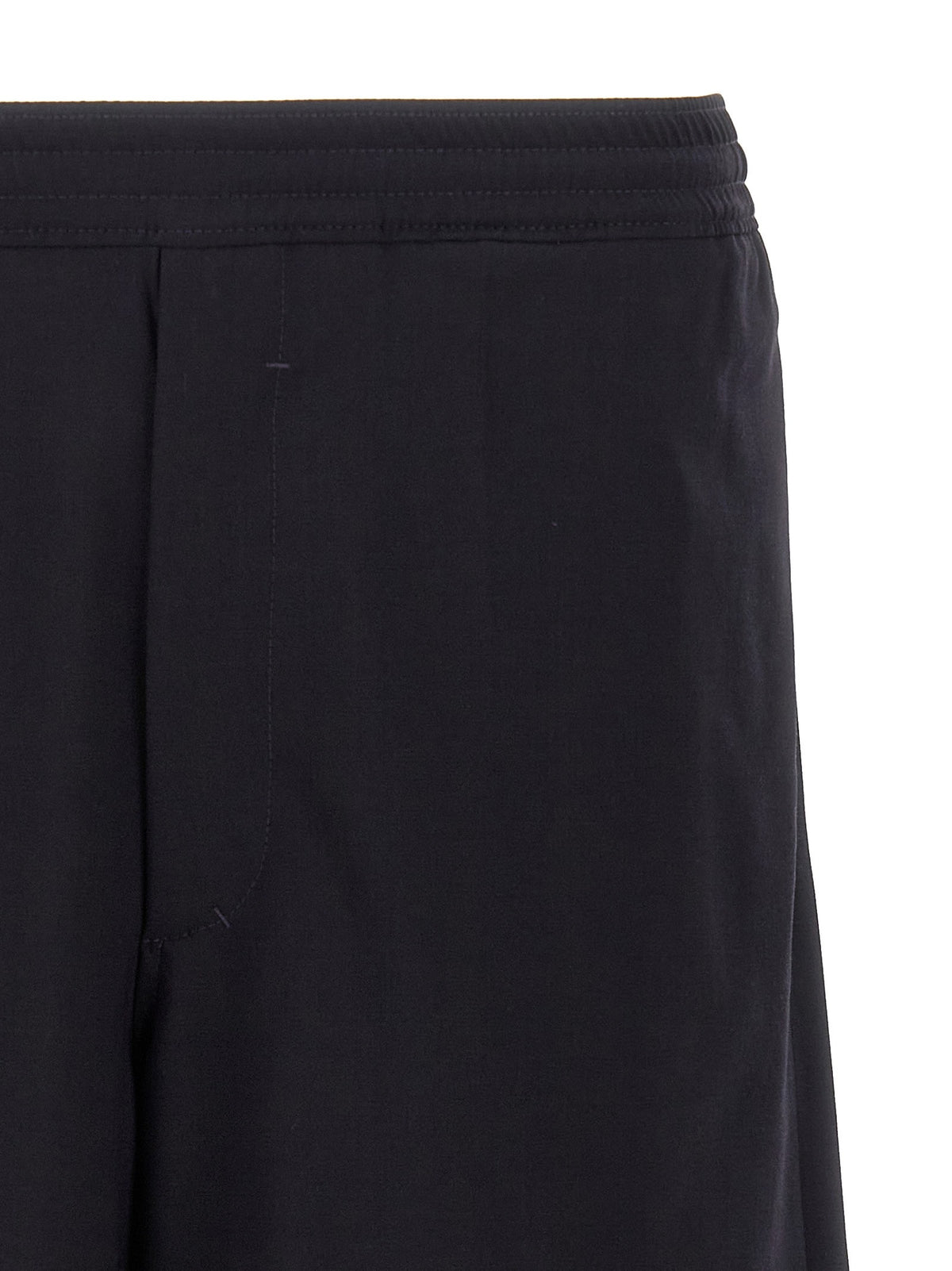 Givenchy - 'Tailoerd' bermuda shorts tailoerd-bermuda-shorts_c0a4be1c-f640-4578-a6f7-03888f011f81