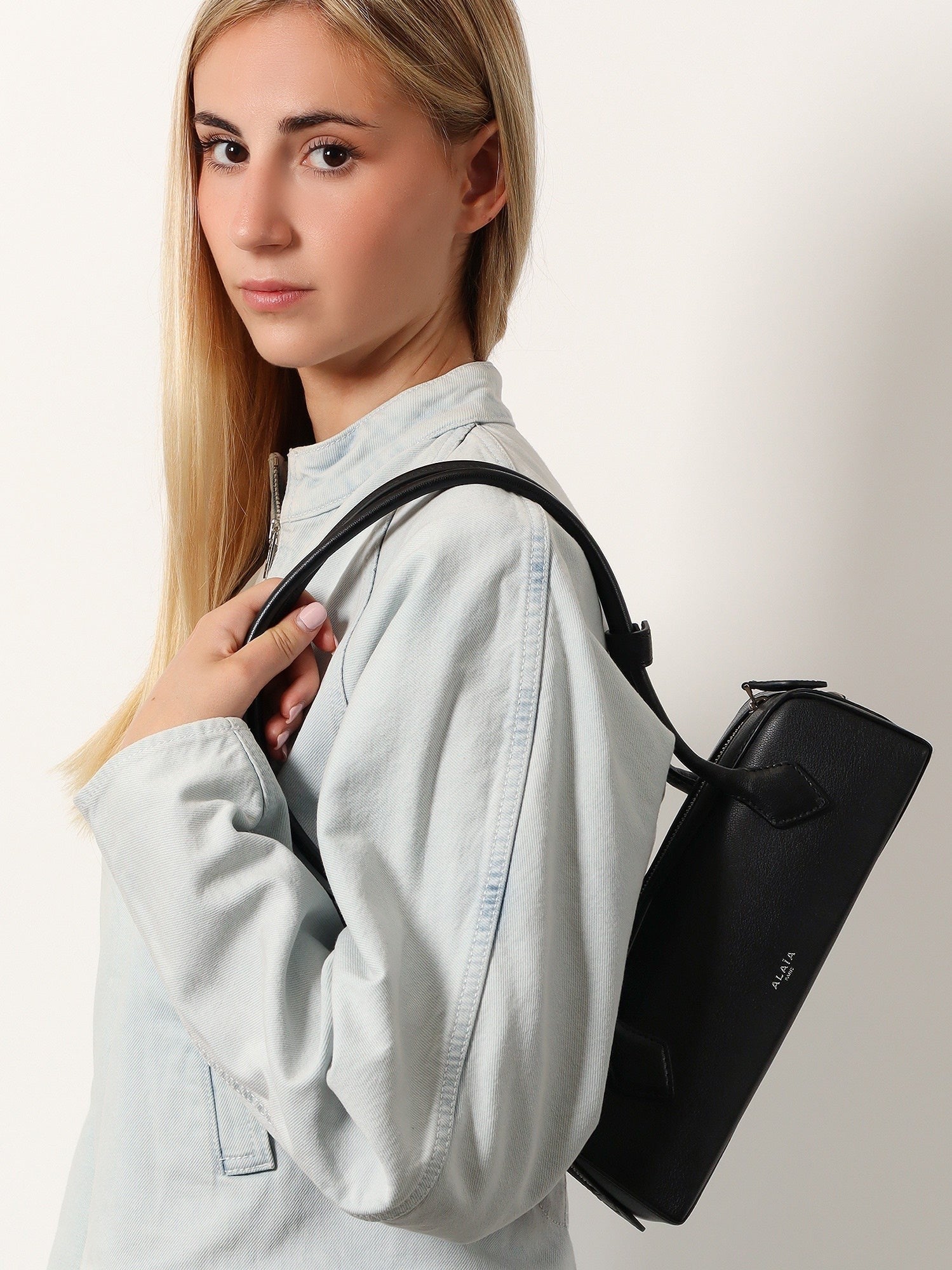 ALAIA - Teckel Small leather shoulder bag