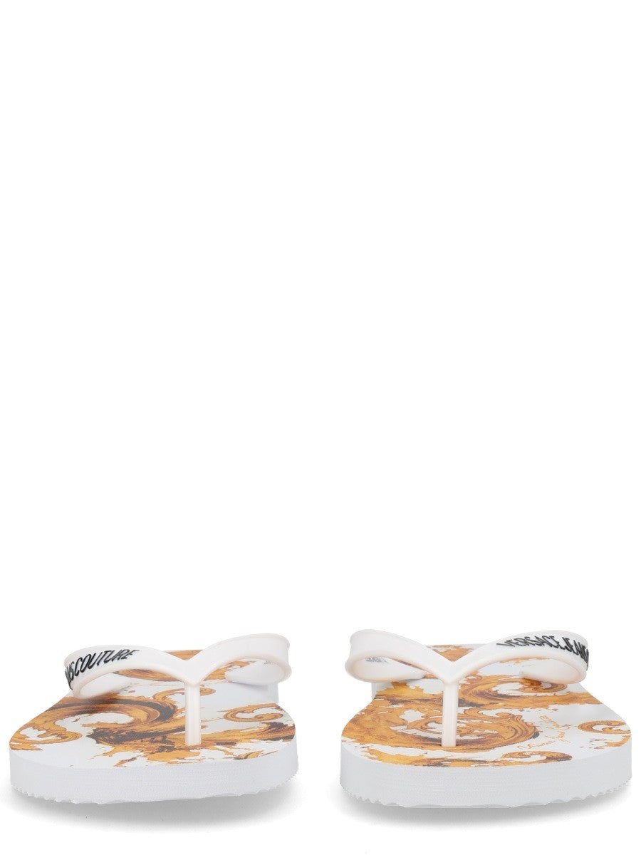 Versace Jeans Couture - THONG SANDAL WITH LOGO thong-sandal-with-logo_a0142d1d-9045-4459-85d5-a0ec20a4439f
