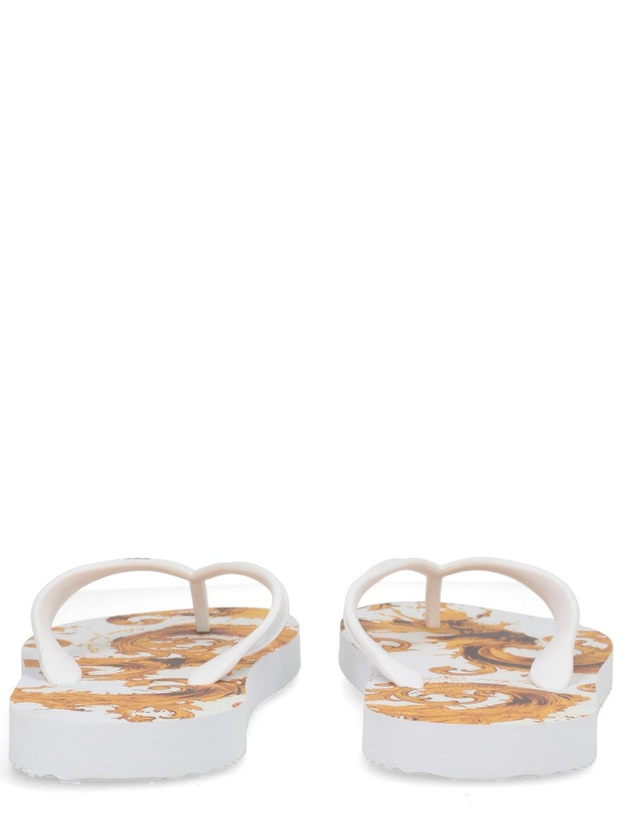 Versace Jeans Couture - THONG SANDAL WITH LOGO thong-sandal-with-logo_f64a0faa-1d1d-4480-8236-696fe3522f1c