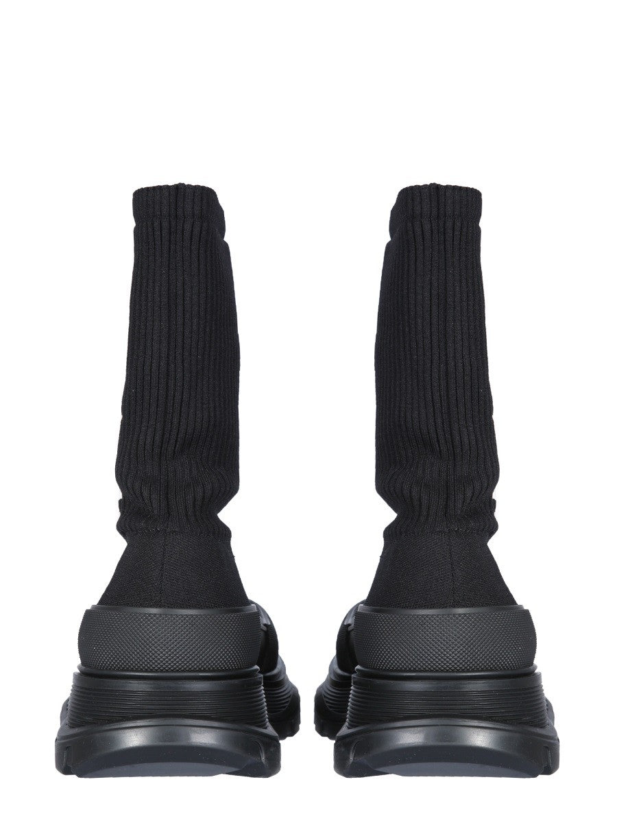 Alexander Mcqueen - TREAD SLICK BOOT tread-slick-boot_5fc93342-4c1b-4783-8cca-4bbc1d8ef827