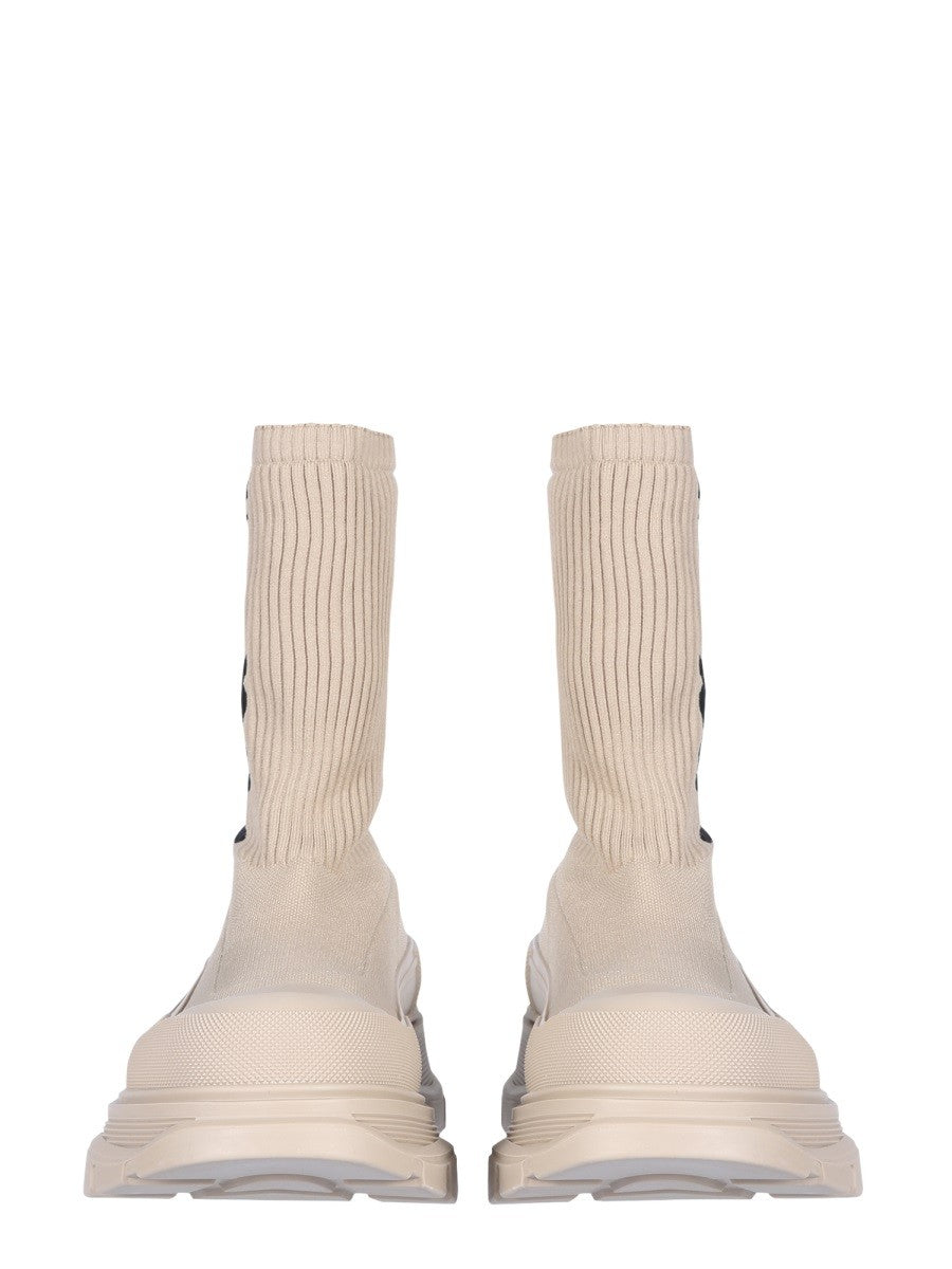 Alexander Mcqueen - TREAD SLICK BOOT tread-slick-boot_f197d364-f687-46ce-9f38-54bedb989f38