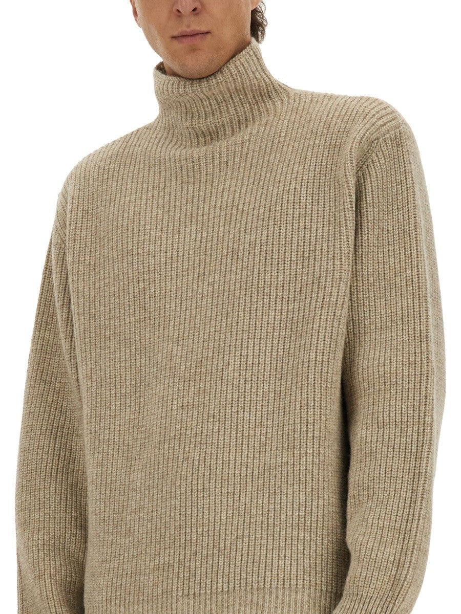 TURTLENECK SWEATER