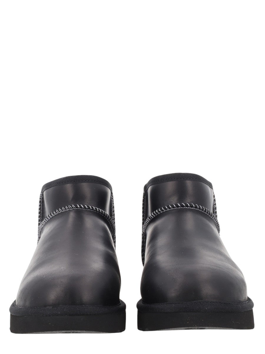 Ugg - STIVALE "CLASSIC ULTRA MINI" ugg-classic-ultra-mini-boots-black-front-jpg