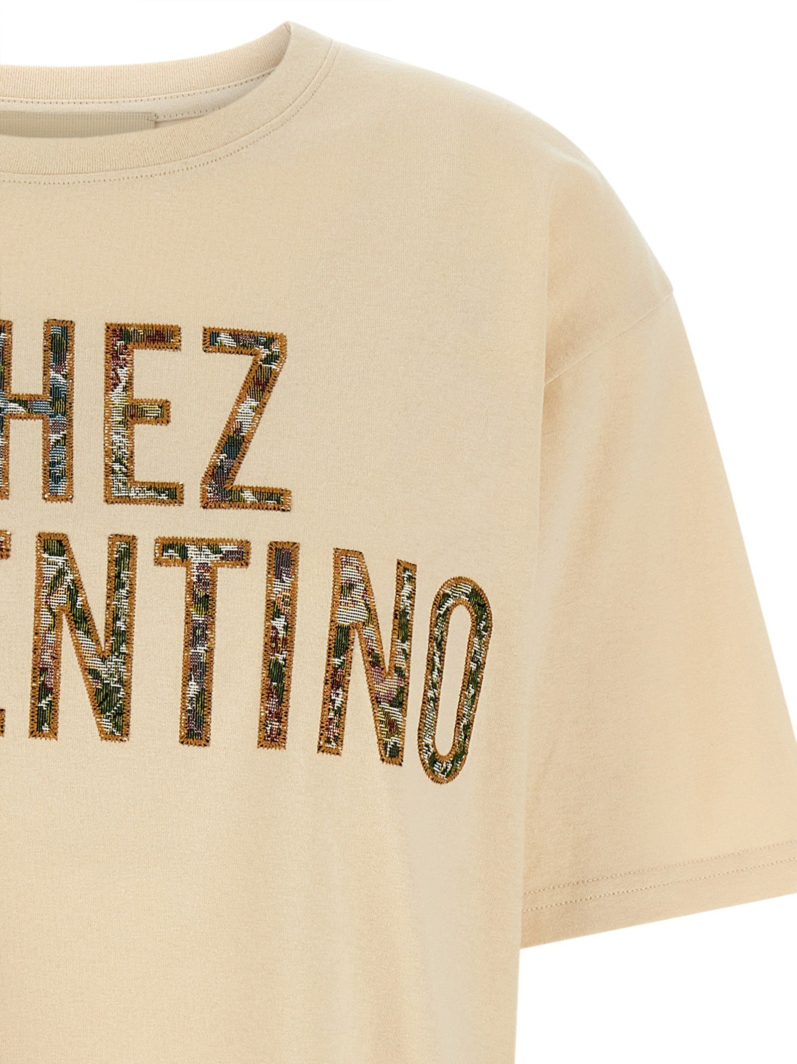 Valentino Garavani - Valentino Garavani 'Chez Valentino' T-shirt valentino-garavani-chez-valentino-t-shirt_5592f002-30fa-48e5-b756-762e45da628b