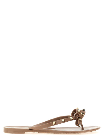 Valentino Garavani - Valentino Garavani 'Rockstud' thong sandals