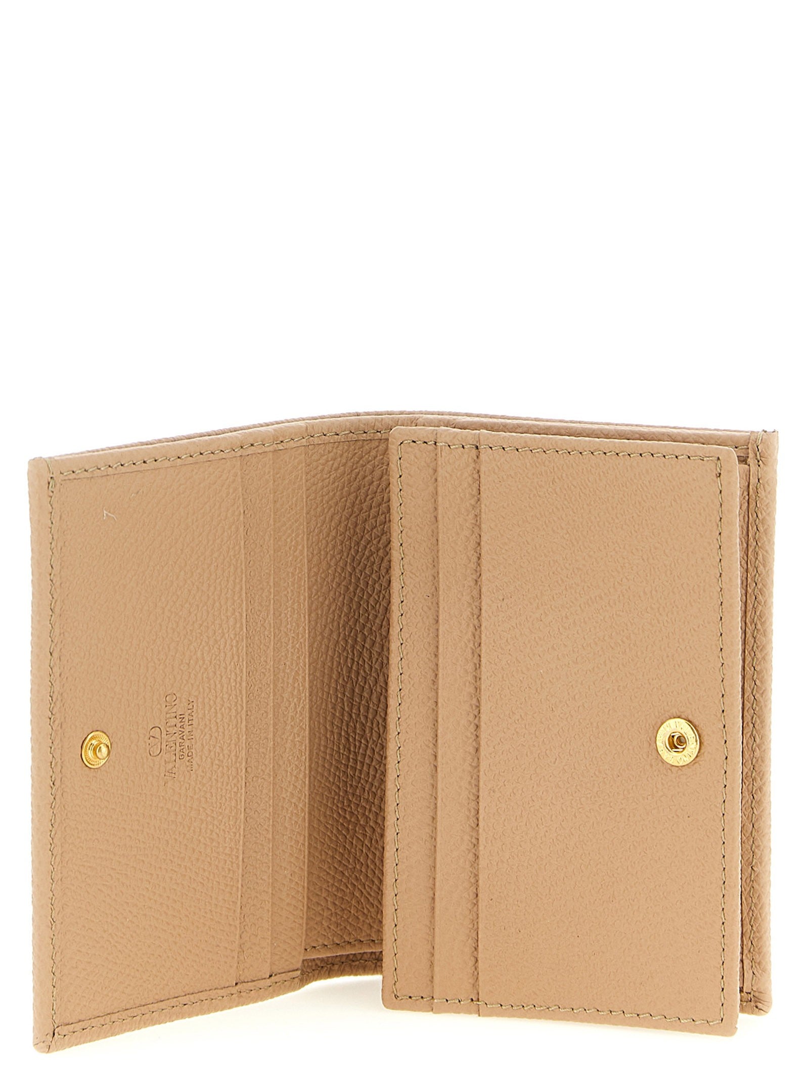 Valentino Garavani - Valentino Garavani VLogo Signature Wallet valentino-garavani-vlogo-signature-wallet_15e13f97-433f-4f0e-b293-5fb0bc26c7ea