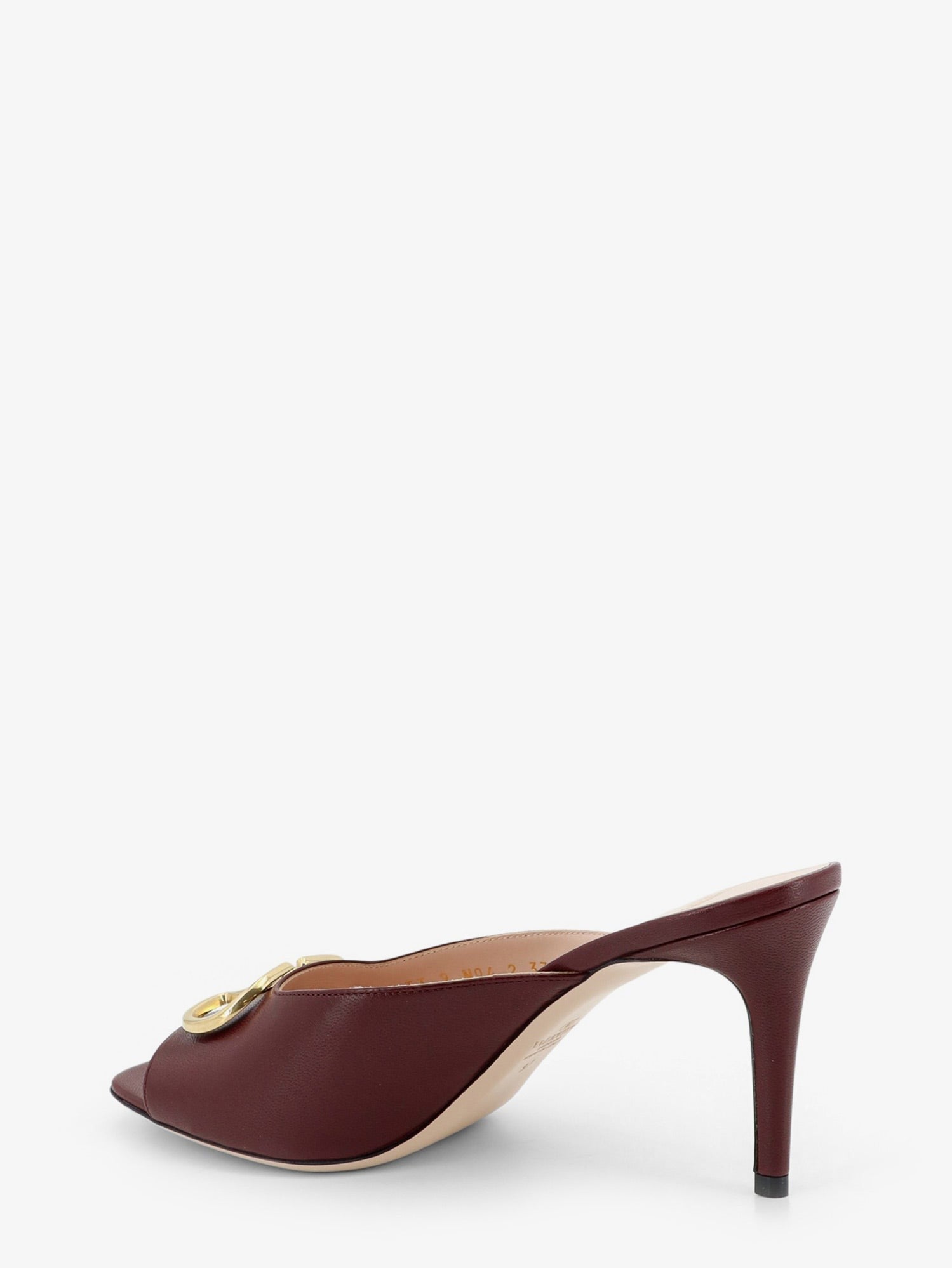Valentino Garavani - VLogo Signature Leather Sandals vlogo-signature-leather-sandals_621dae9e-9349-4cc3-9d5e-71429df62256