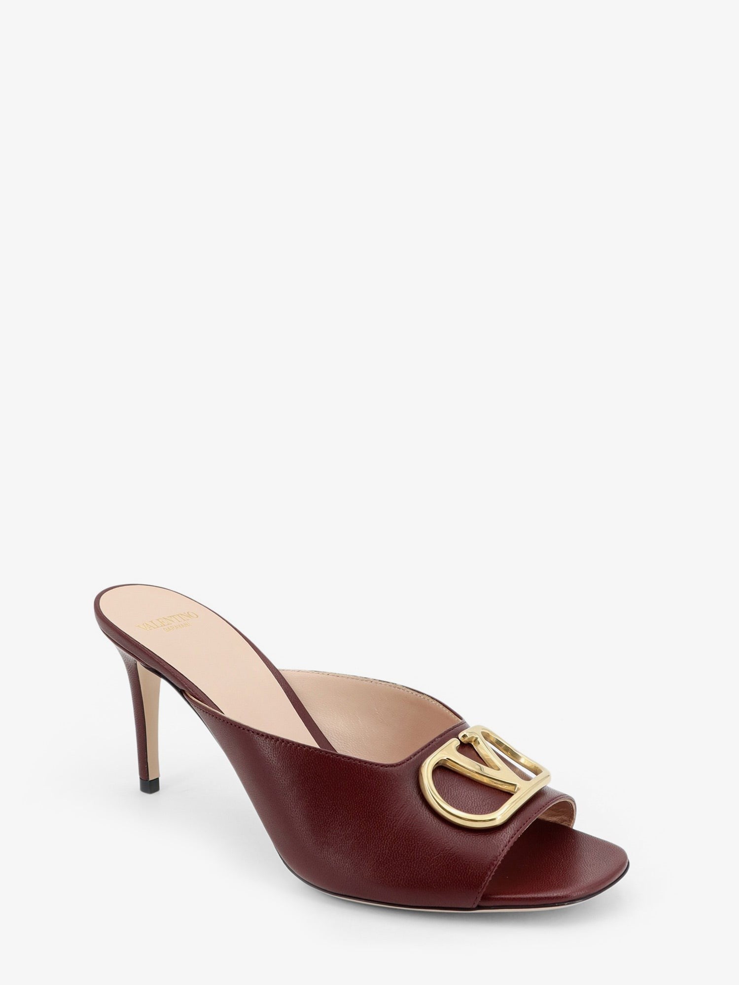 Valentino Garavani - VLogo Signature Leather Sandals vlogo-signature-leather-sandals_65e72cd9-e6c1-4e2b-98be-9afb6c95427e