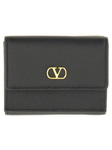 "VLOGO SIGNATURE" TRIFOLD WALLET