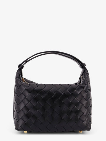 Wallace leather shoulder bag with Intrecciato pattern wallace-leather-shoulder-bag-with-intrecciato-pattern_536e28b4-0ae3-4c3e-8623-9be7f972f150