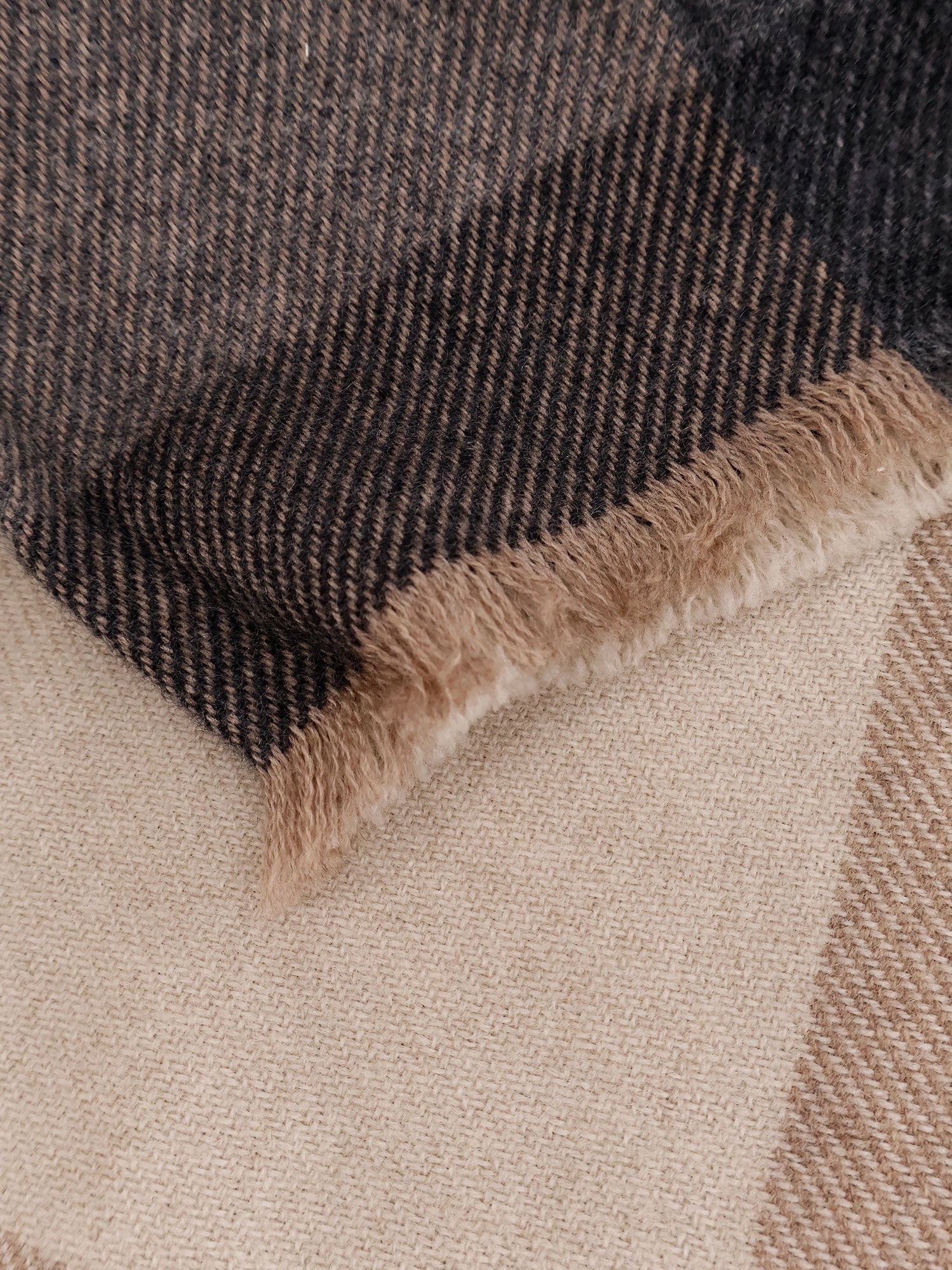 Wool and cashmere scarf