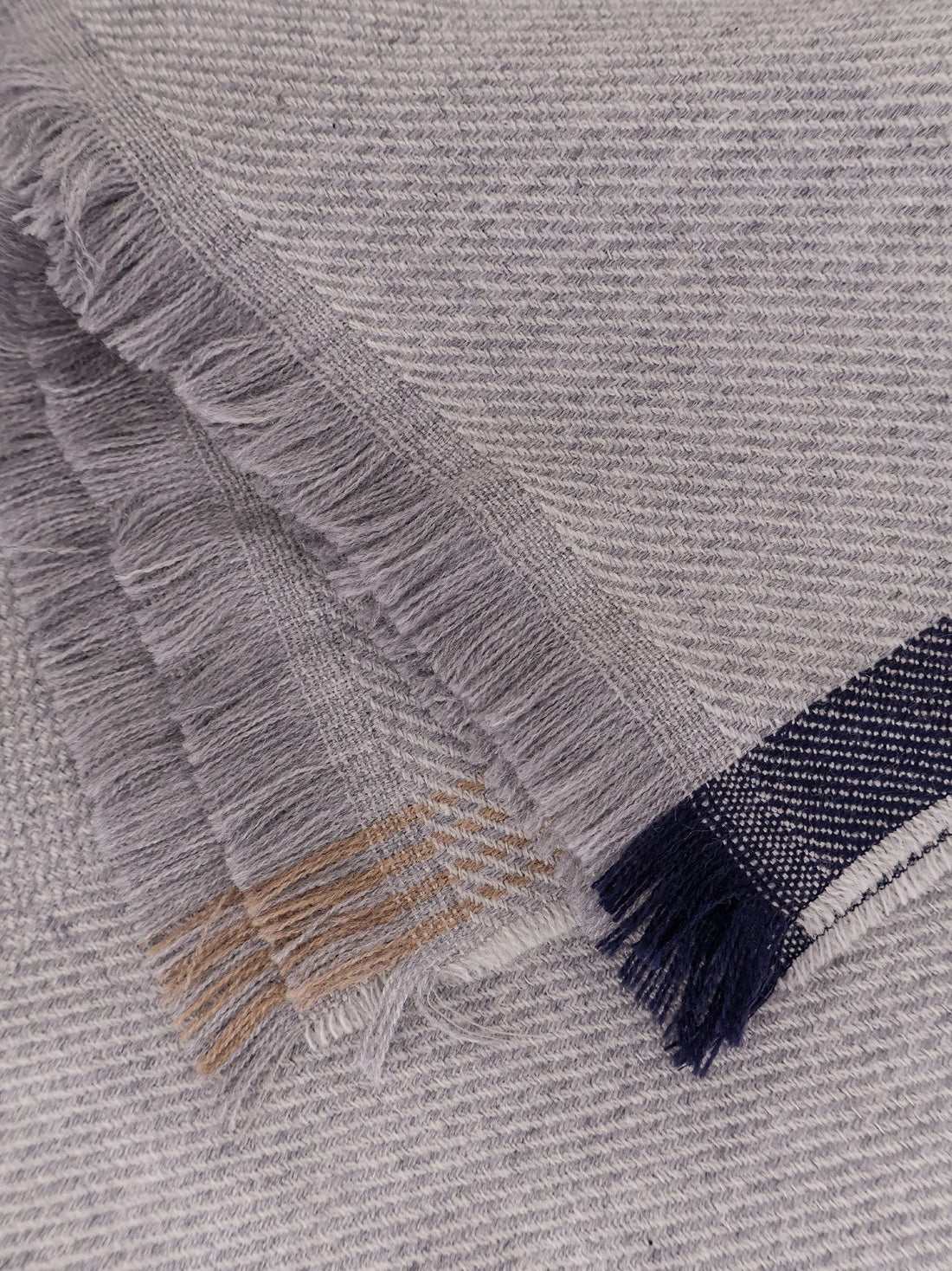 Wool and cashmere scarf