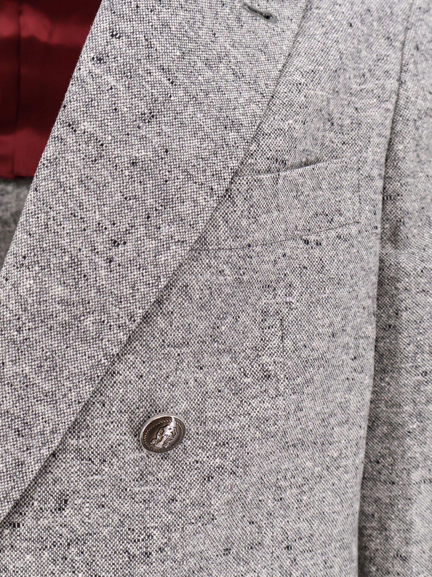 Wool and cashmere suit