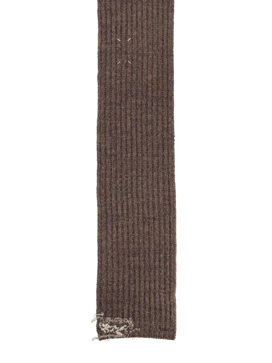 WOOL SCARF